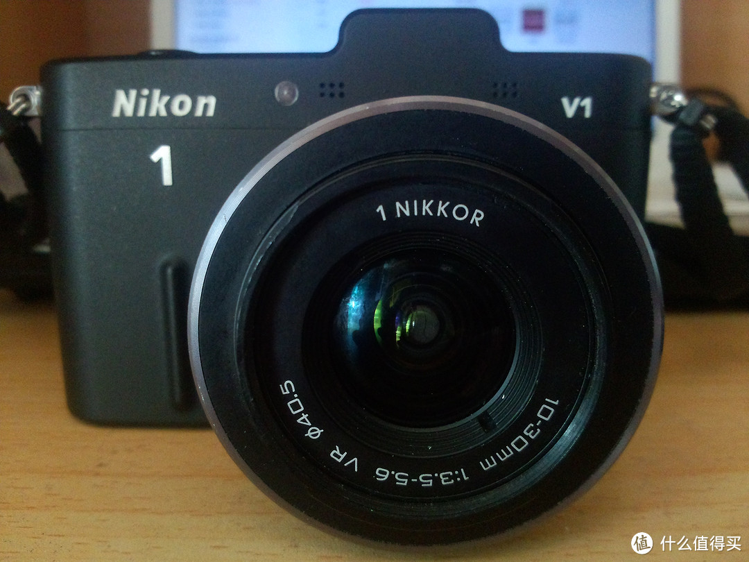 养在深闺人未识：Nikon 尼康 V1 可换镜数码相机