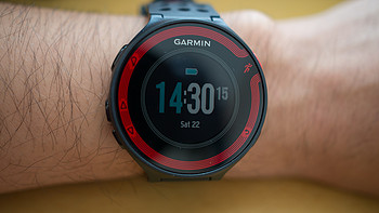 初入跑坑，请了个私人教练 ：Garmin 佳明 forerunner220 GPS运动手表 + new balance 新百伦 M1260 v2 男款 *级支撑跑鞋