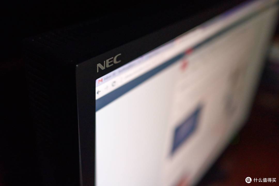 准专业显示器:NEC SV242W 的那些事儿