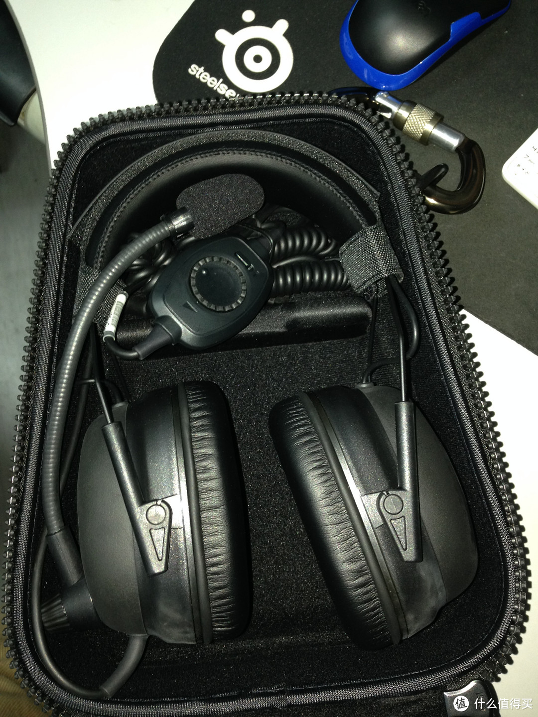 LoL 职业选手的选择：Plantronics 缤特力 GameCom Commander Gaming Headset 指挥官游戏耳机