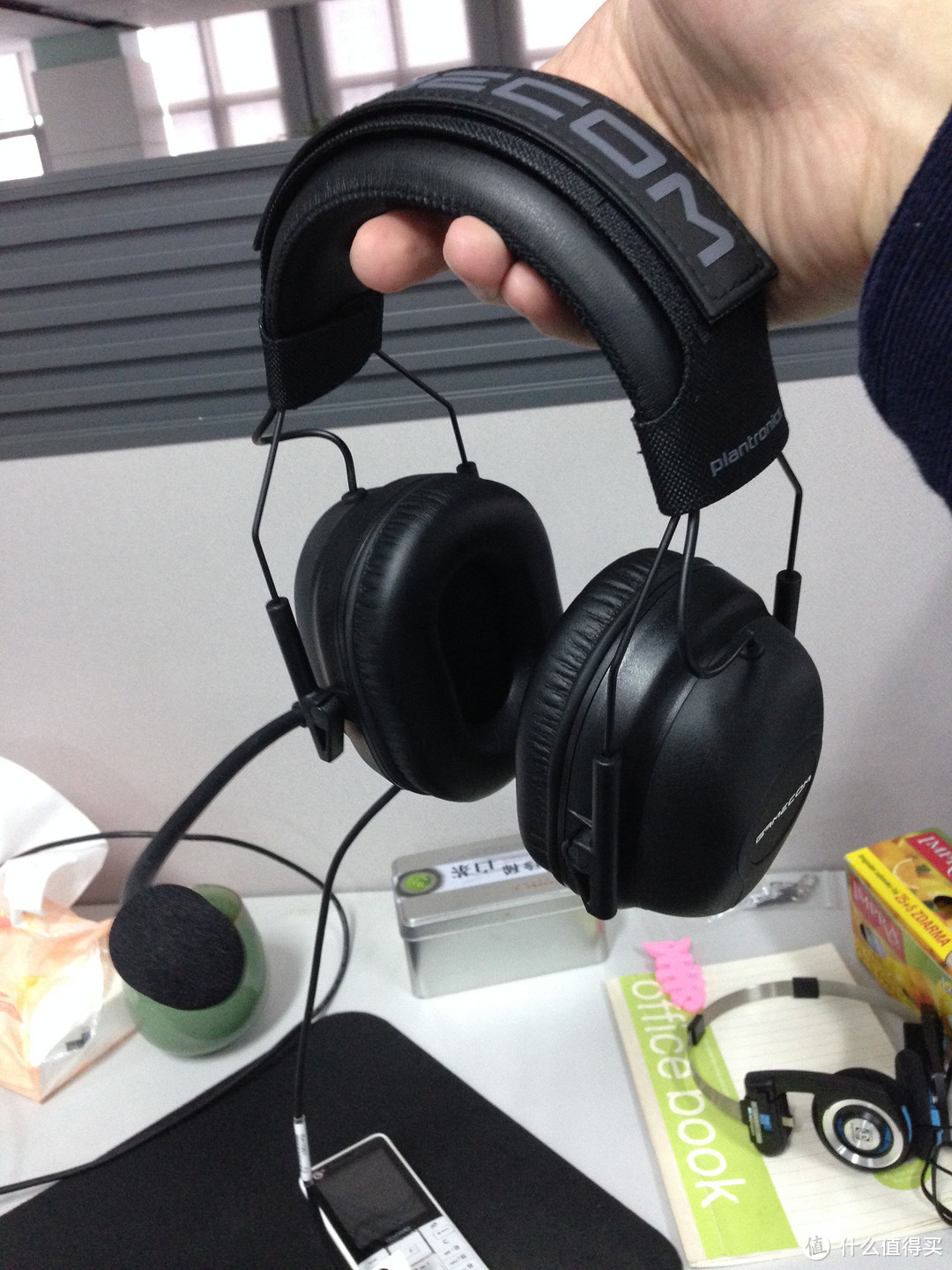 LoL 职业选手的选择：Plantronics 缤特力 GameCom Commander Gaming Headset 指挥官游戏耳机