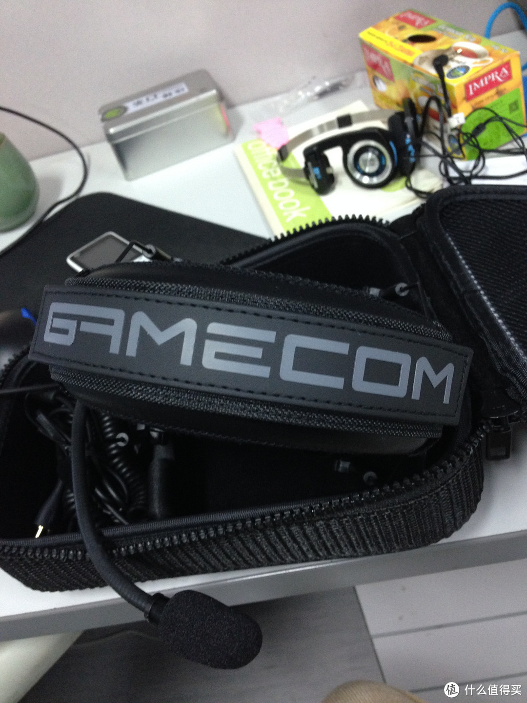 LoL 职业选手的选择：Plantronics 缤特力 GameCom Commander Gaming Headset 指挥官游戏耳机