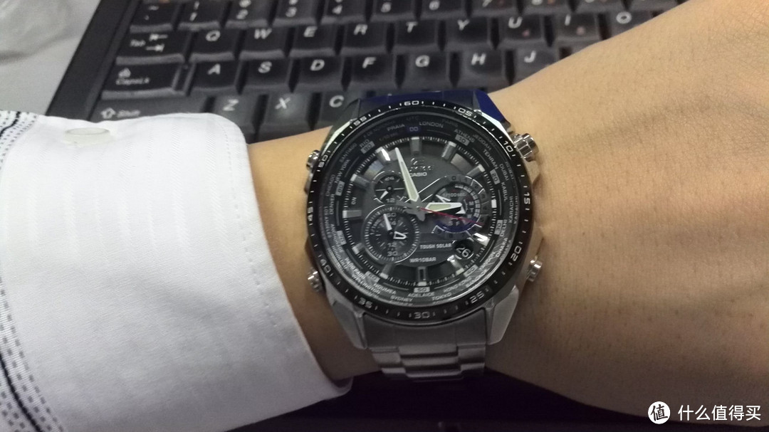 Casio 卡西欧 Edifice系列 EQS500DB-1A1 男士腕表 + 乐极生悲的Swarovski 施华洛世奇 水晶星挂饰