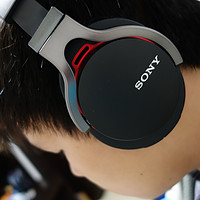 信骚尼 得永生：SONY 索尼 MDR-1RBT MK2 头戴式耳机，卓于音傲于型
