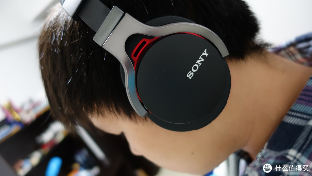 信骚尼 得永生：SONY 索尼 MDR-1RBT MK2 头戴式耳机，卓于音傲于型