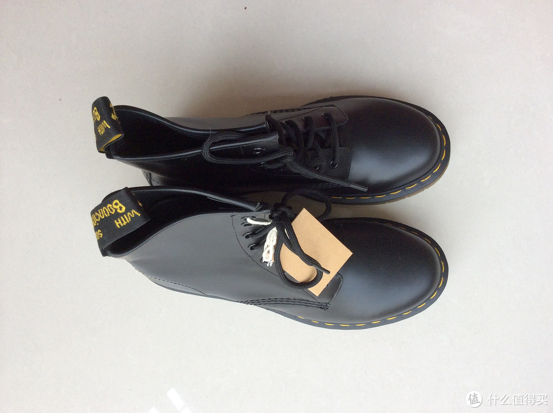 大脚妹子海淘Dr. Martens 1460 经典款马丁靴+ECCO 爱步Pakse Pump 女款平底鞋