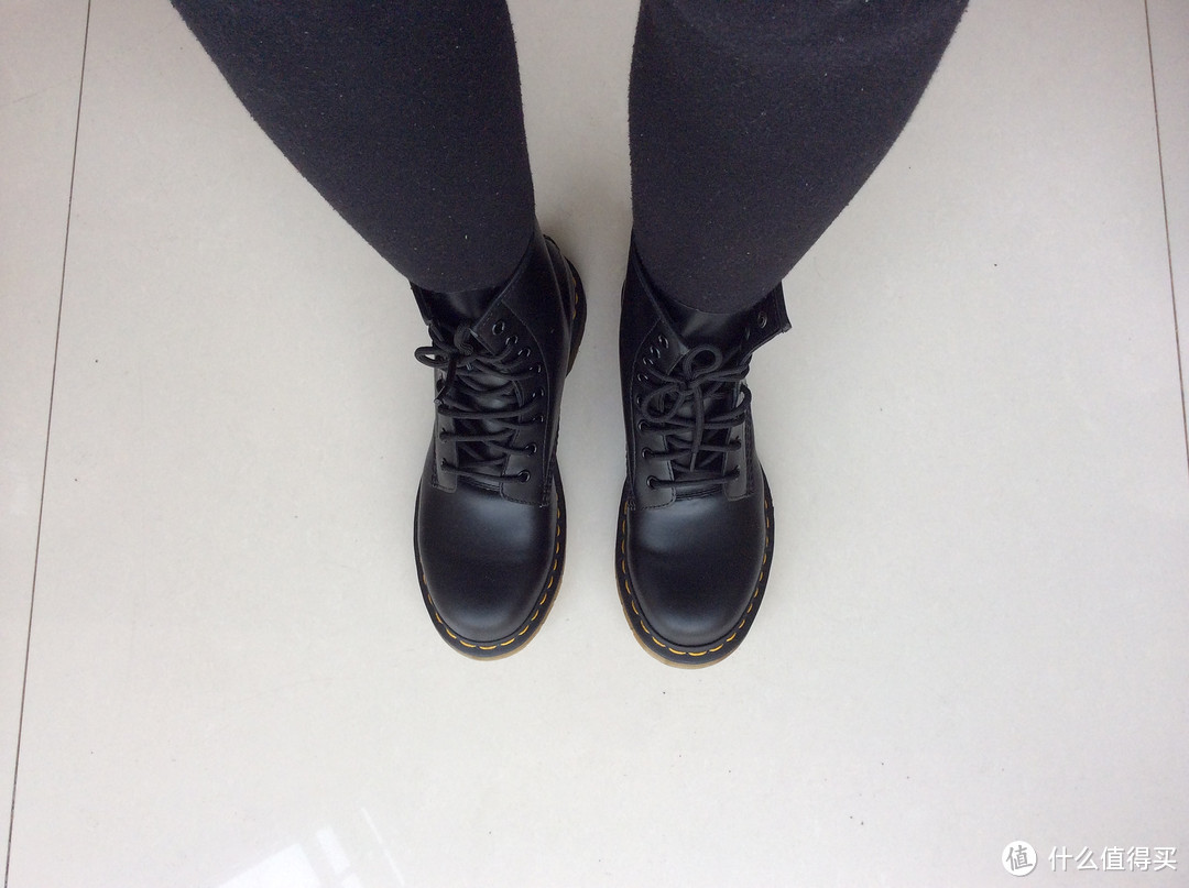 大脚妹子海淘Dr. Martens 1460 经典款马丁靴+ECCO 爱步Pakse Pump 女款平底鞋