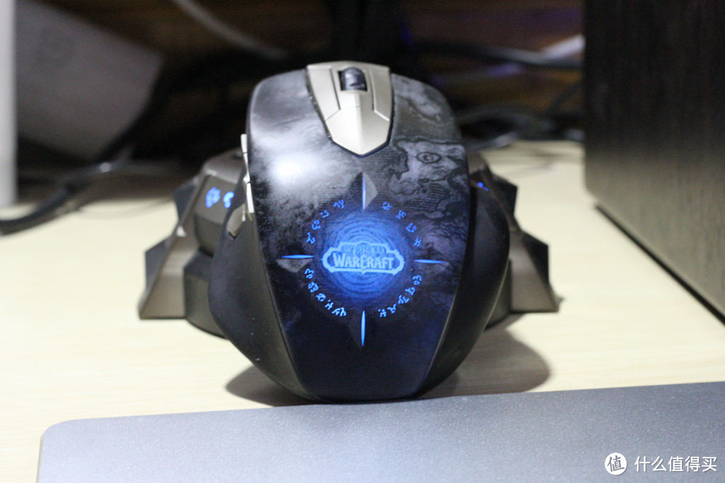 三只老鼠：Logitech 罗技 G700s 无线游戏鼠标 + SteelSeries 赛睿 Diablo III 暗黑3 游戏鼠标、WOW 魔兽世界 游戏鼠标