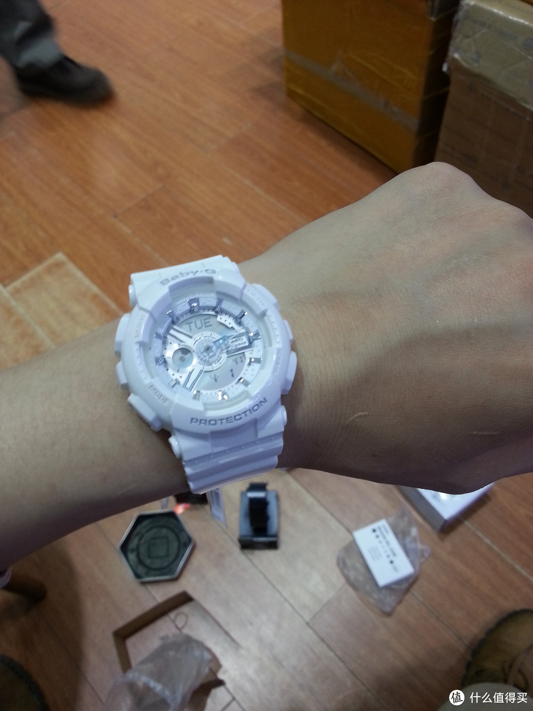 海淘历险记：Casio 卡西欧 Edifice系列 EQS-500DB-1A1 男士腕表、Baby-G BA-110-7A3CR 女款腕表