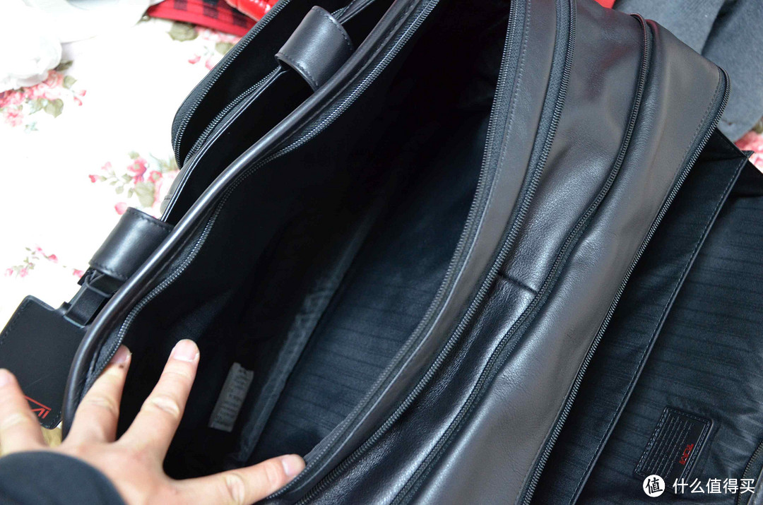 奥巴马同款工作手提包：Tumi Luggage Alpha Large Expandable Organizer 皮质公文包