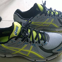 减肥胖子谈跑鞋：外行测评Saucony 索康尼 Triumph 10 男款 *级缓震慢跑鞋+ASICS 亚瑟士 GT-2000 男款跑鞋，附跑鞋选购建议