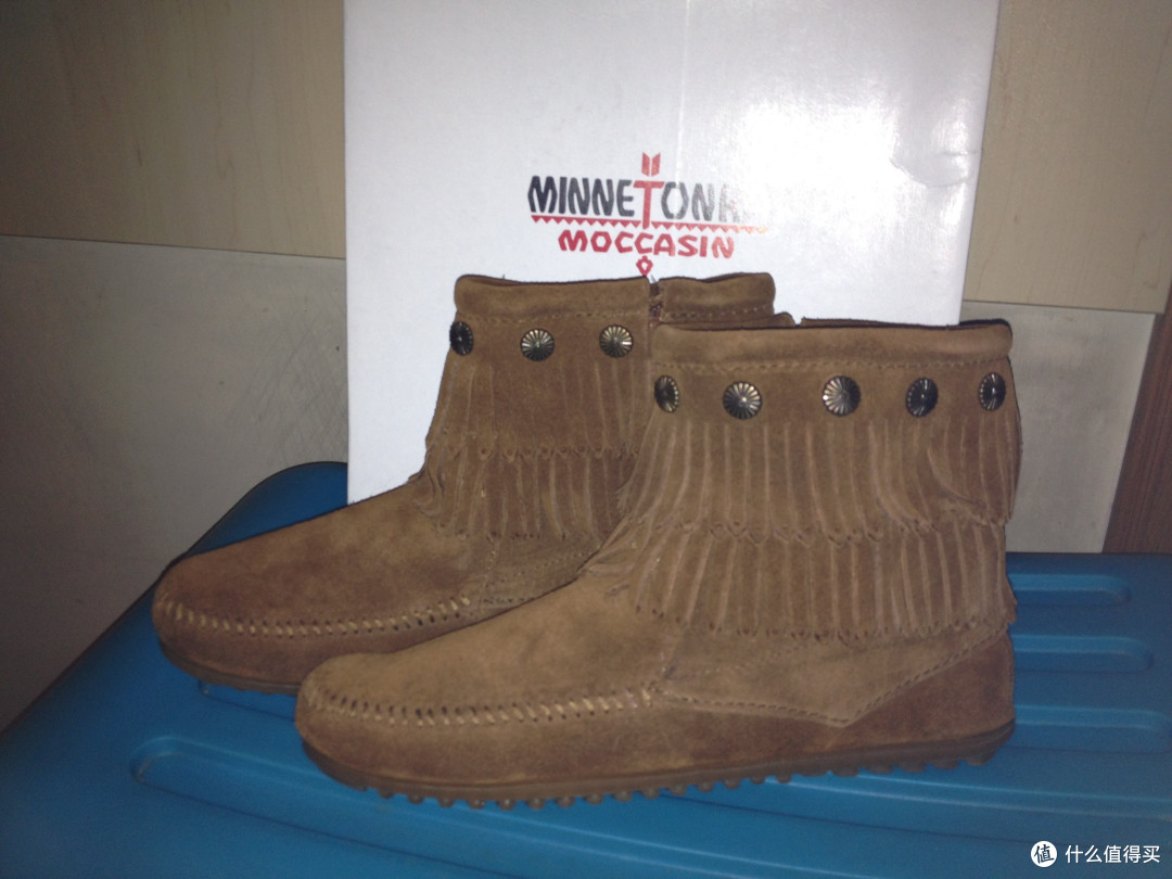 Minnetonka 迷你唐卡 Double Fringe Side Zip Boot 双层流苏柳丁侧拉链短靴