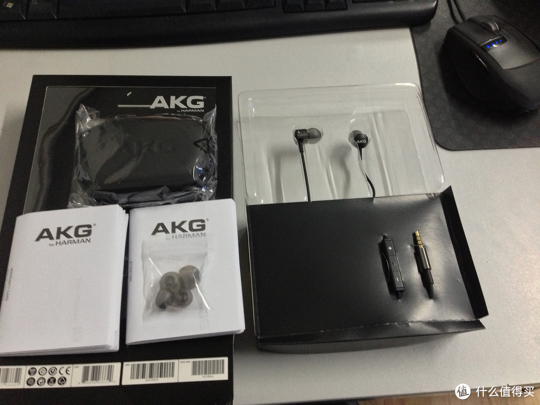 日淘 AKG 爱科技 K375 BLACK 入耳式耳麦 for iOS Devices