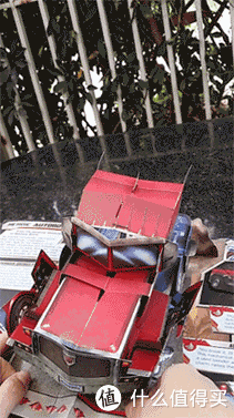 Transformers: The Ultimate Pop-Up Universe 变形金刚 英文原版立体书(35个可变角色)精装版