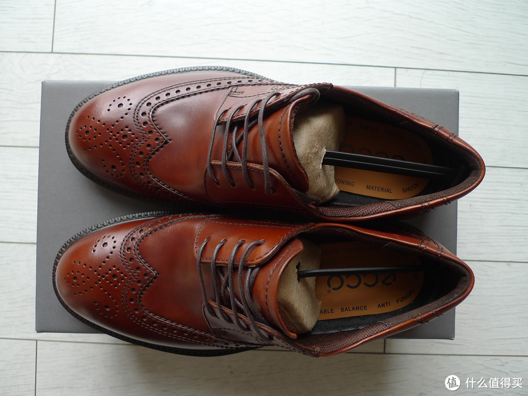 ECCO 爱步 Atlanta Wing Tip Oxford Cognac 男款雕花棕色皮鞋