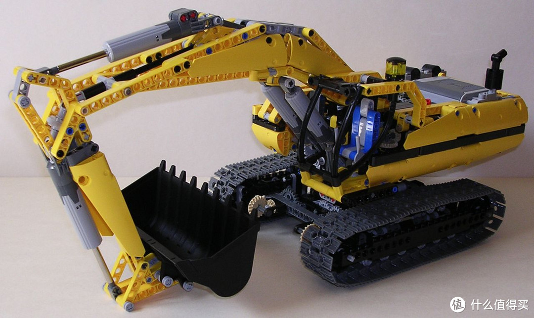 【一代经典】Motorized Excavator 8043 挖掘机