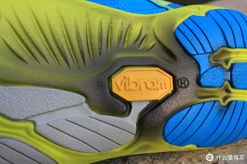 2014新款 Vibram Bikila Evo 赤足跑鞋 评测