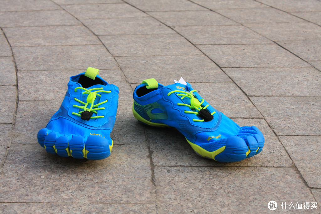 2014新款 Vibram Bikila Evo 赤足跑鞋 评测