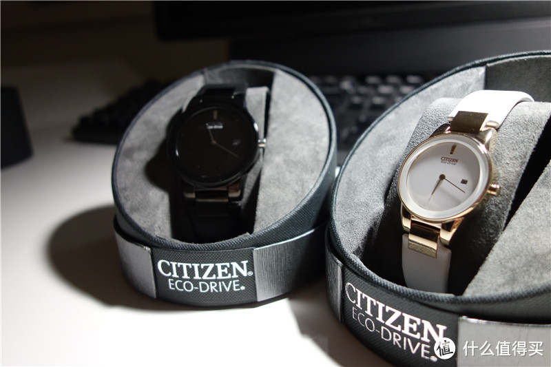 黑白合璧——Citizen 西铁城“Axiom”男女对表：GA1053-01A + AU1065-07E