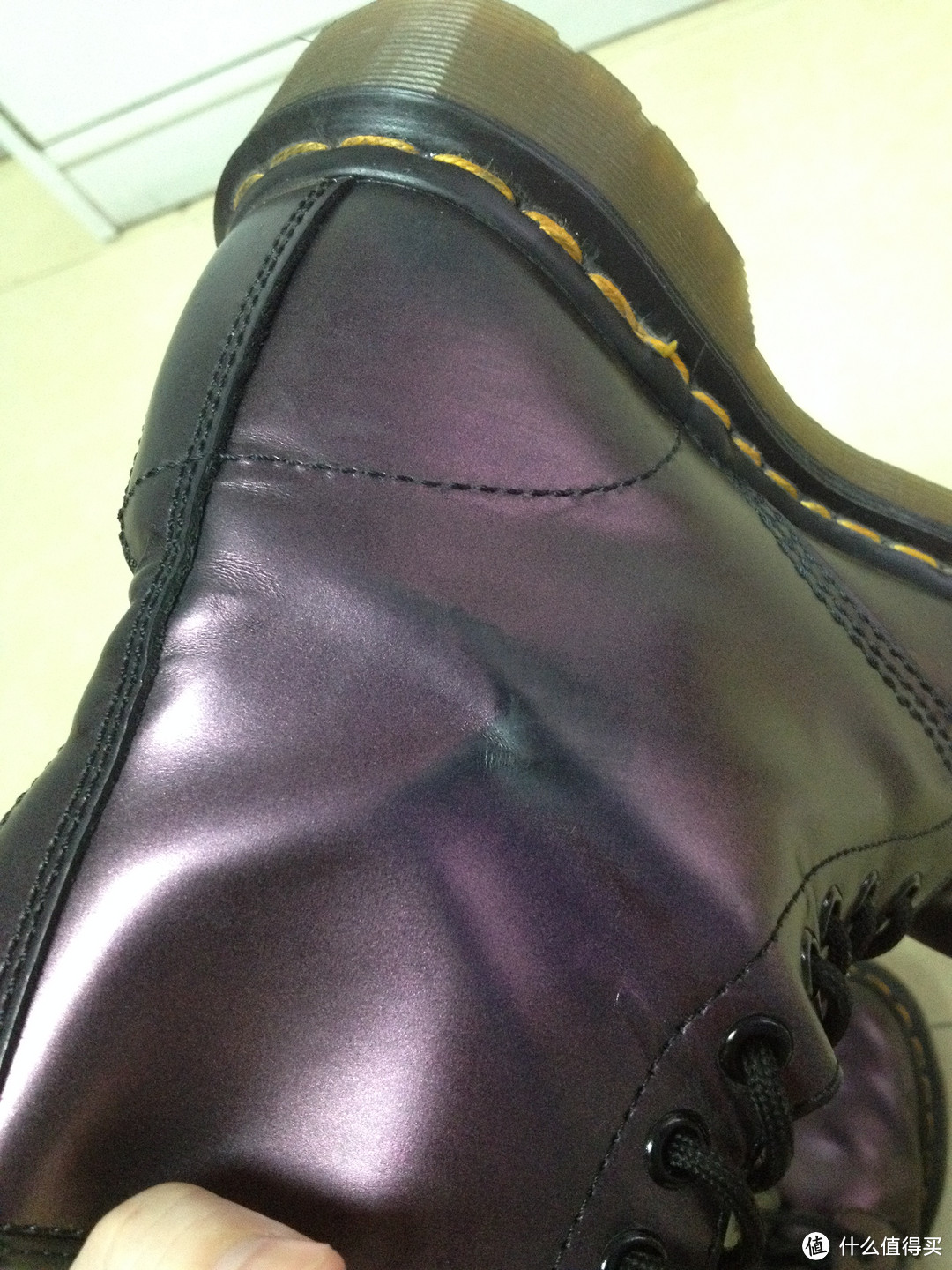 特别的紫给特别的你：Dr.Martens 1460W 经典女款马丁靴 珠光紫