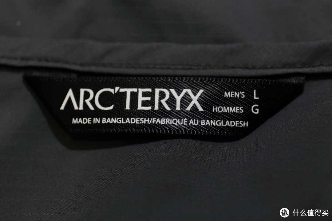 Arc'teryx 始祖鸟 squamish hoody 男款户外皮肤风衣，顺便晒晒我家黄豆豆