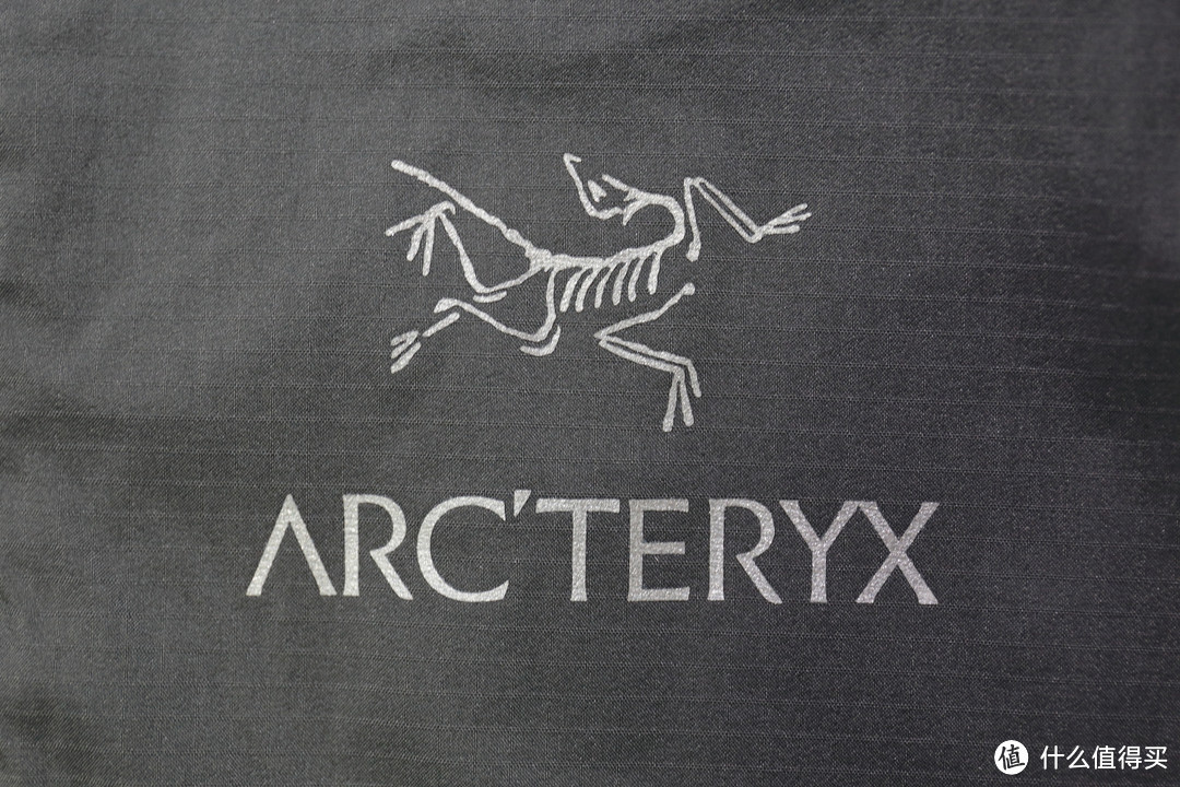 Arc'teryx 始祖鸟 squamish hoody 男款户外皮肤风衣，顺便晒晒我家黄豆豆