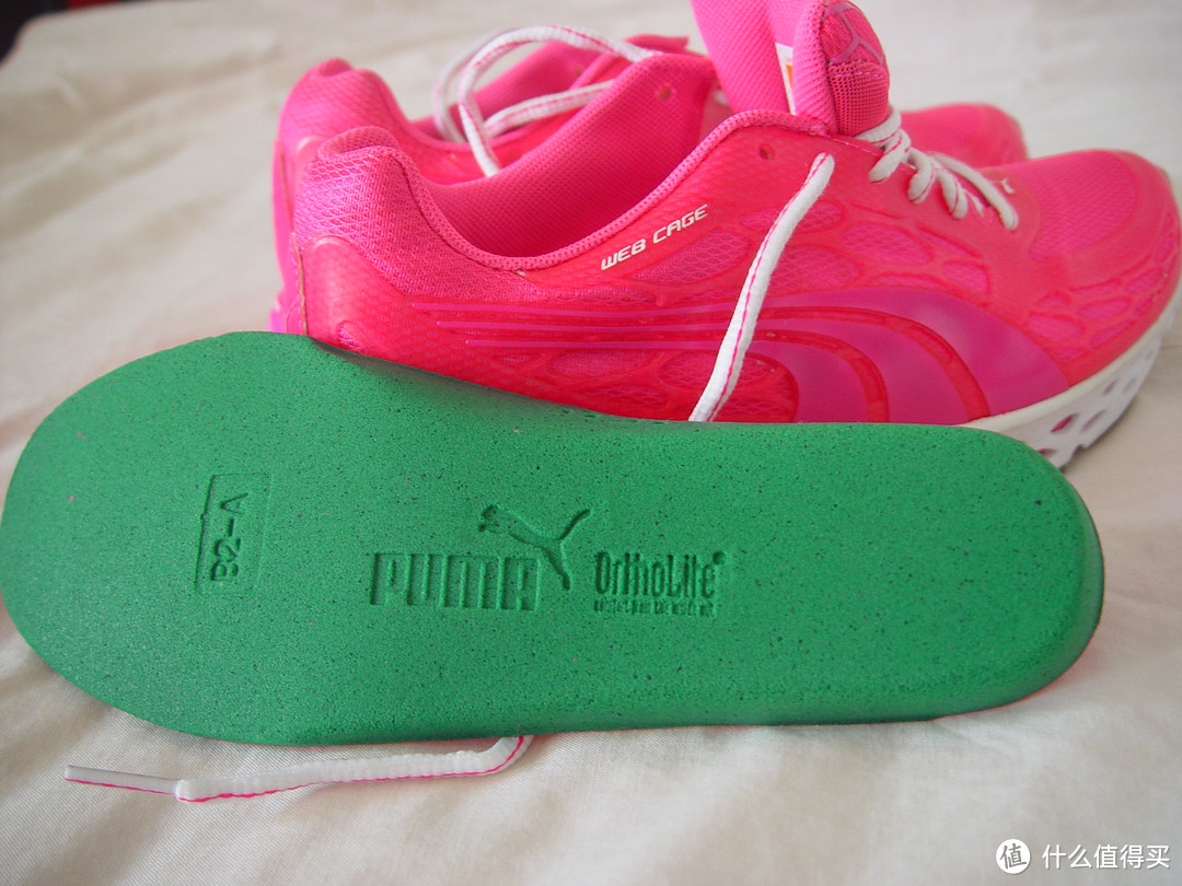 粉嫩粉嫩的跑步节奏：PUMA 彪马 Bioweb Elite 精英 女款荧光运动鞋