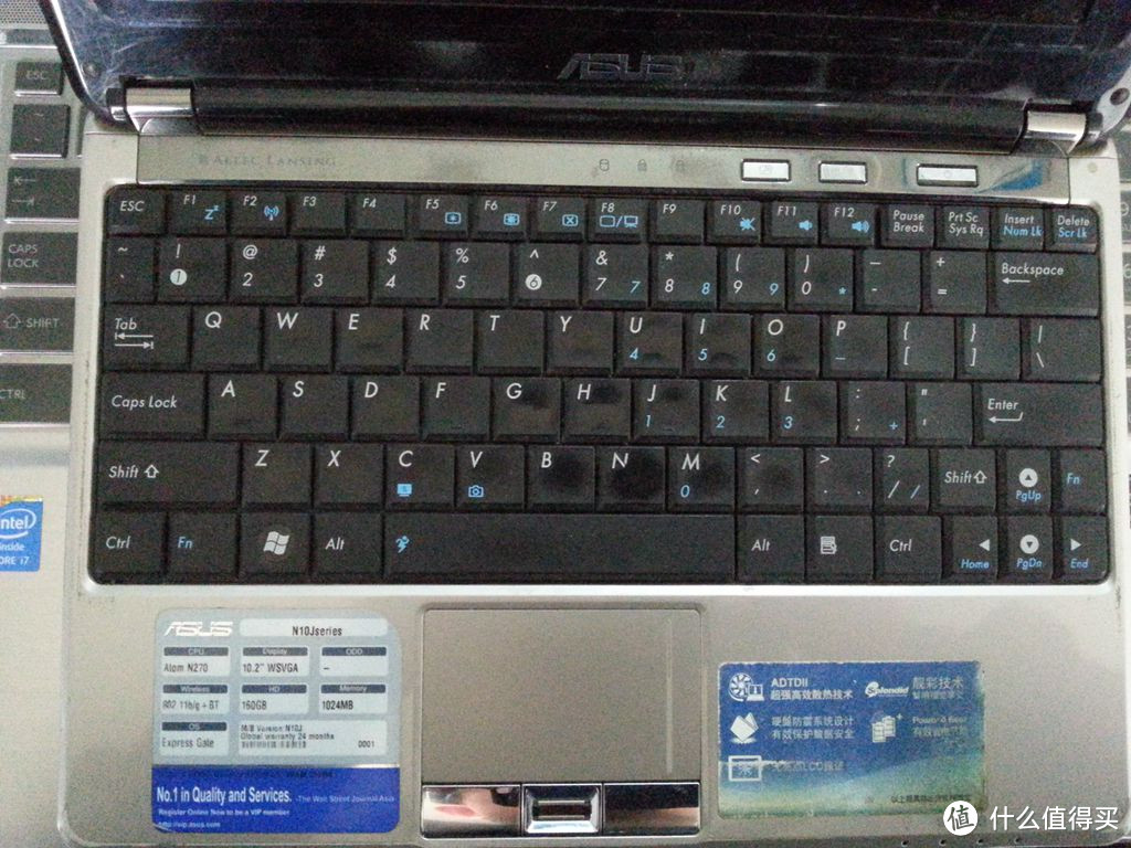 全尺寸键盘手感很好