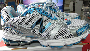 New Balance  新百伦 W880次*级 女款跑步鞋