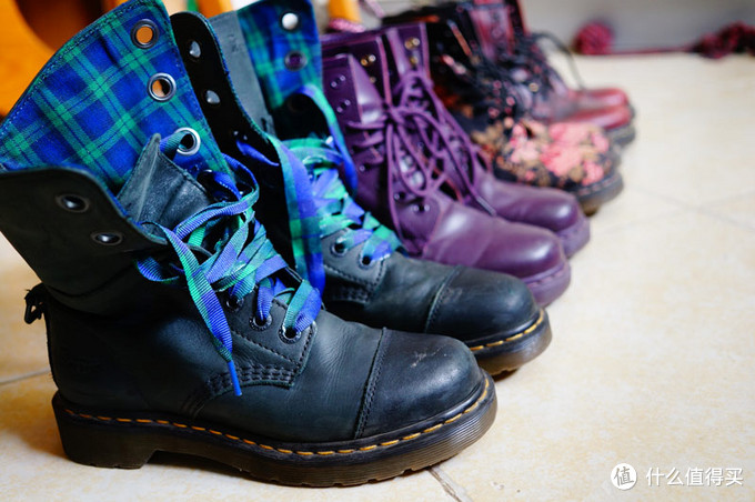 总有一双马丁陪你走遍天涯去见你的爱人：Dr. Martens Aimilie Boot 女款马丁靴 旧鞋新上