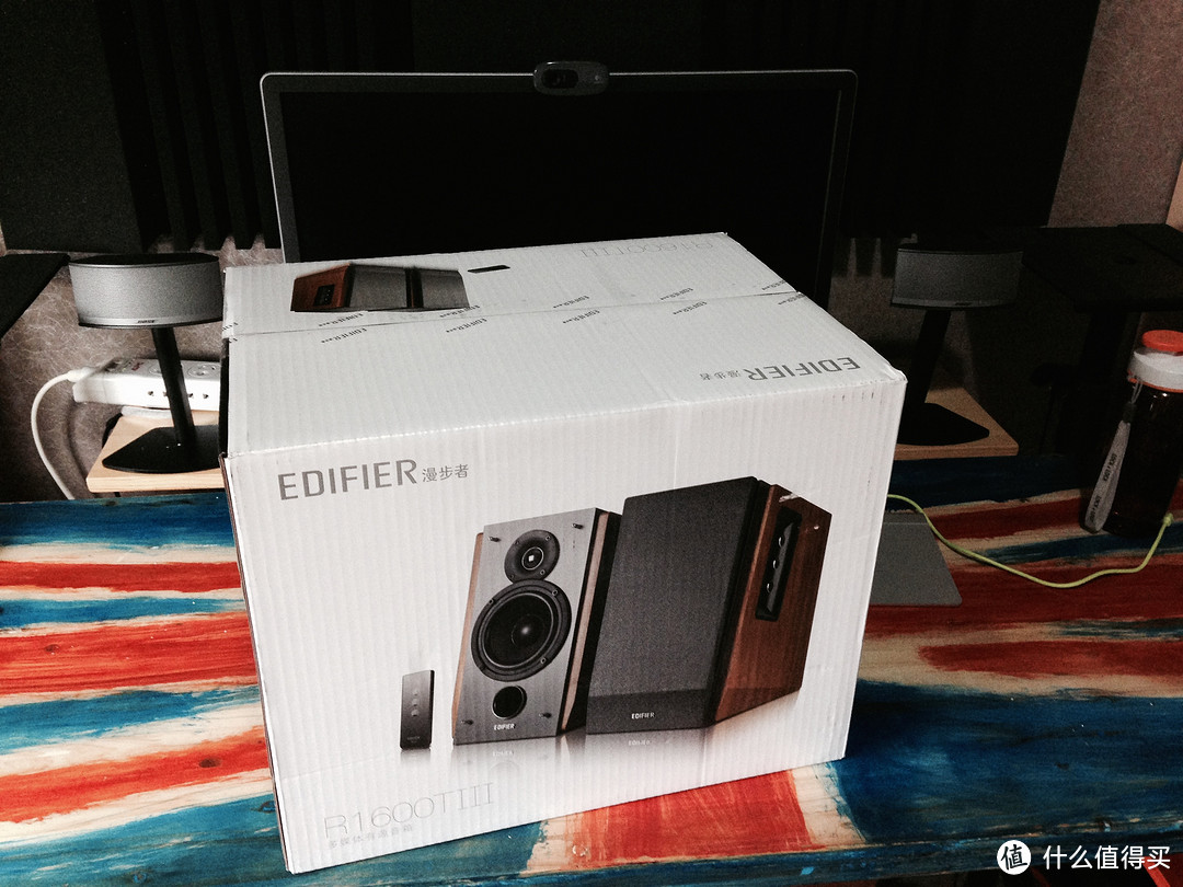 EDIFIER 漫步者 R1600TIII 4吋2.0音箱，顺便晒晒 DIY XXXL（ong）电脑桌