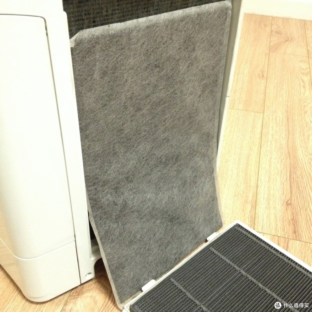 净化加湿两不误：SHARP 夏普 KC-Z200SW 加湿型空气净化器 拆解