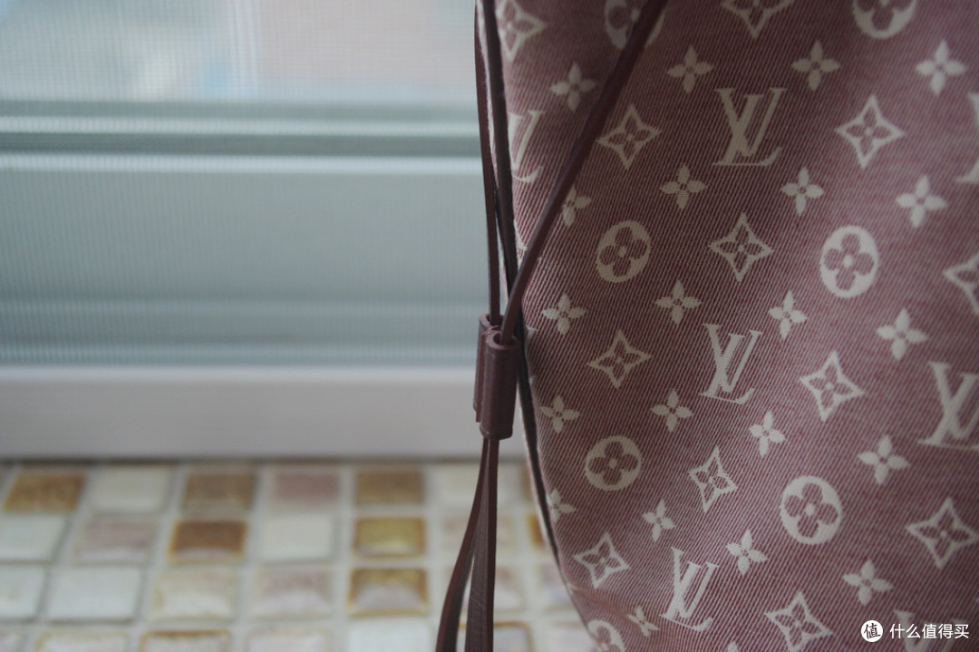 Louis Vuitton 路易·威登 LV Neverfull 女款中号手袋 M40515