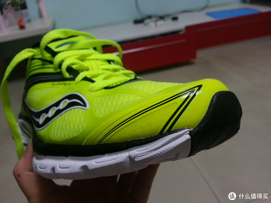 Saucony 索康尼 Kinvara 4 男款跑步鞋