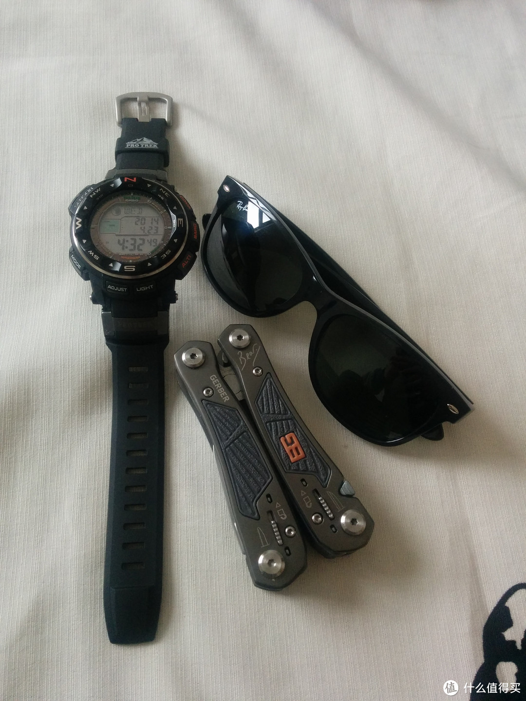 夏季户外装备：Gerber 戈博 多功能工具钳 31-000749+Ray-Ban 雷朋 RB2132 太阳镜+Casio 卡西欧 PRW2500-1 男款腕表