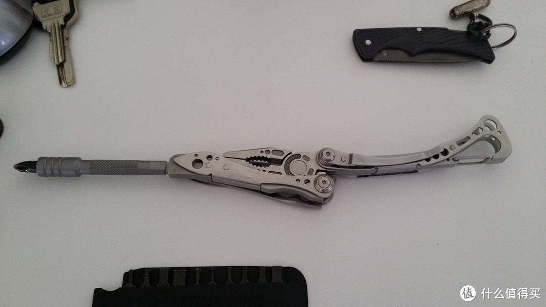 我的EDC小物件：各种刀具与工具钳