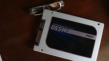 Crucial 英睿达 M550系列 128G 2.5英寸 SATA-3 固态硬盘 SSD