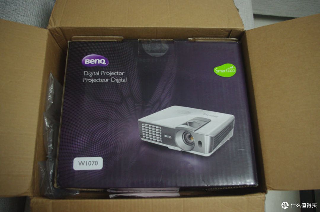 我的小家庭影院：海淘官翻版 BenQ 明基 W1070 投影机，附安装过程