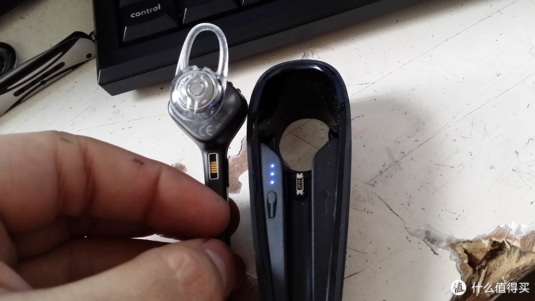 Plantronics 缤特力 Voyager Edge 蓝牙耳机