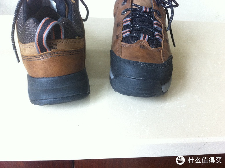 趟雪踢石：Danner 丹纳 Cloud Cap Low GTX 男款低帮防水靴