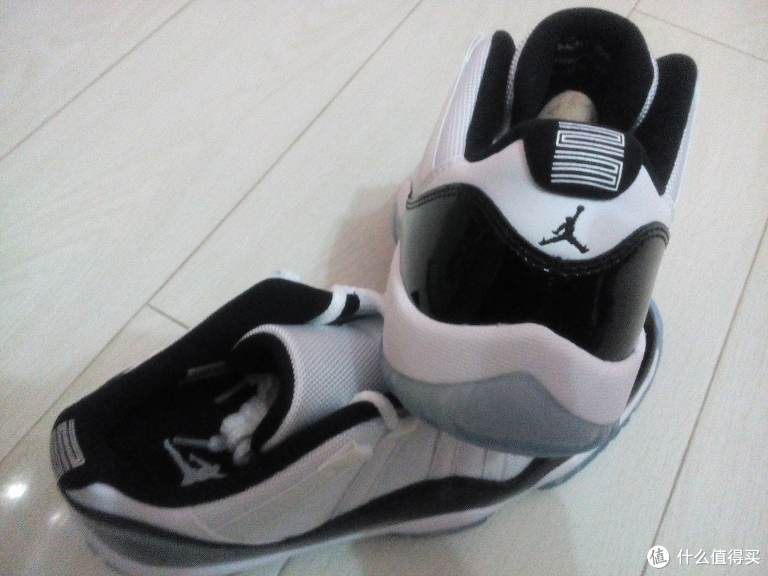 Nike 耐克 Air Foamposite Pro 篮球球+ air Jordan XI LOW concord 篮球鞋