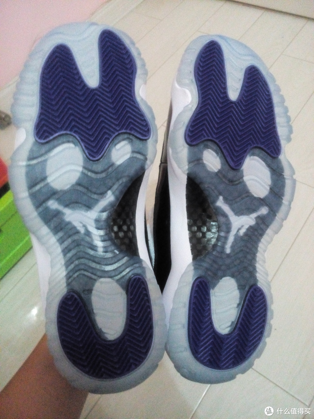 Nike 耐克 Air Foamposite Pro 篮球球+ air Jordan XI LOW concord 篮球鞋