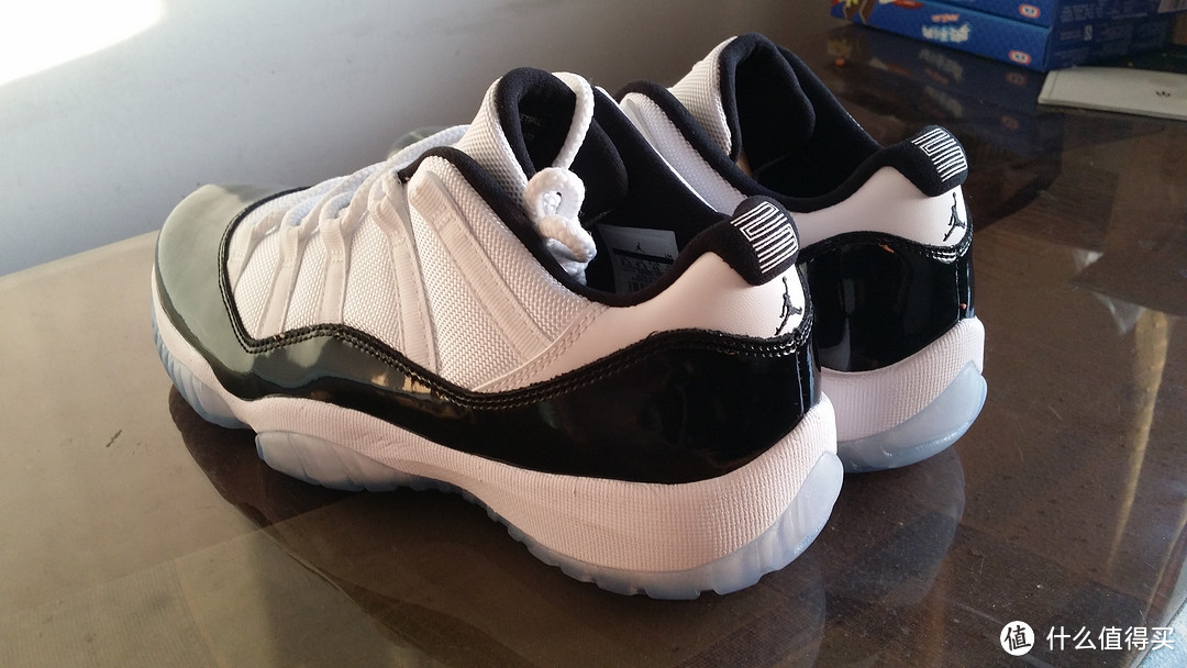 来一记乔丹吧！Air Jordan 11 Retro Low “Concord” 男款篮球鞋