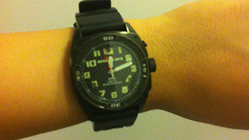 庆祝24小时回归，晒小强哥戴过的表：MTM Special Ops Black Hawk 飞行员腕表