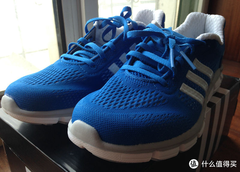 追随贝帅的脚步——adidas 阿迪达斯 清风系列 climachill 男款跑步鞋 M17843