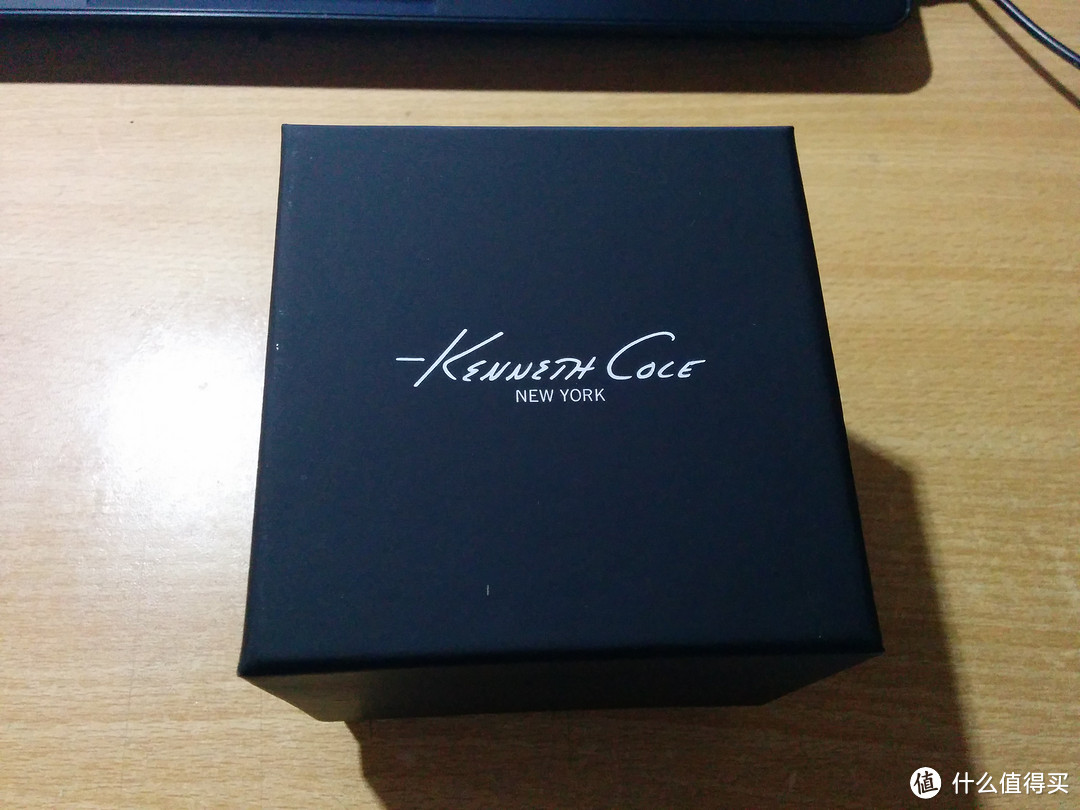 最初的选择——Kenneth Cole KC2609 女士 可视时装腕表