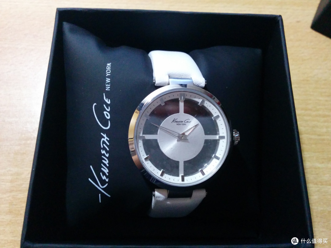 最初的选择——Kenneth Cole KC2609 女士 可视时装腕表