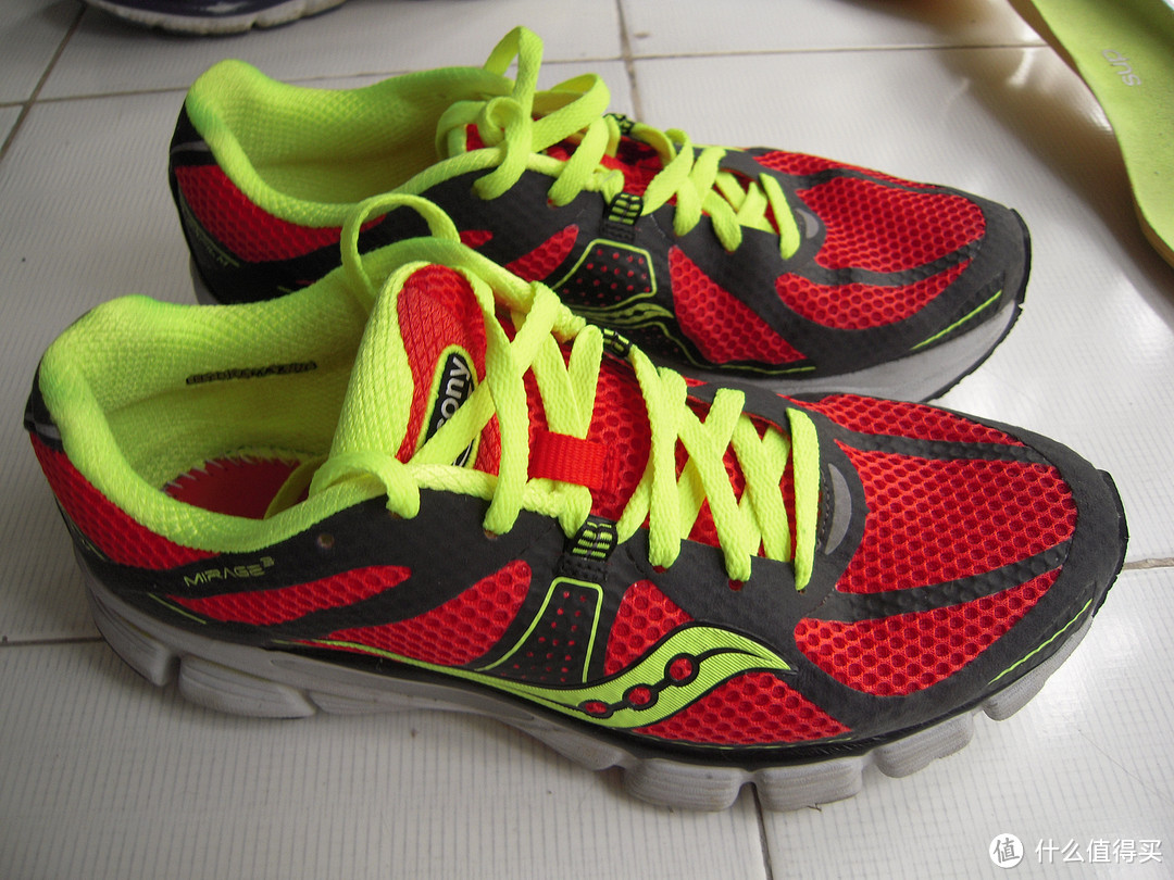 红与蓝之歌：adidas 阿迪达斯 Supernova Sequence 6 跑鞋+saucony 索康尼 Mirage 3 幻影3 男款 轻量级支撑跑鞋