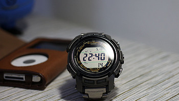 CASIO 卡西欧 PAW2000T-7CR 男款太阳能电波表 & Timex 天美时 T2P2669J 施华洛世奇水晶表带 时尚女表