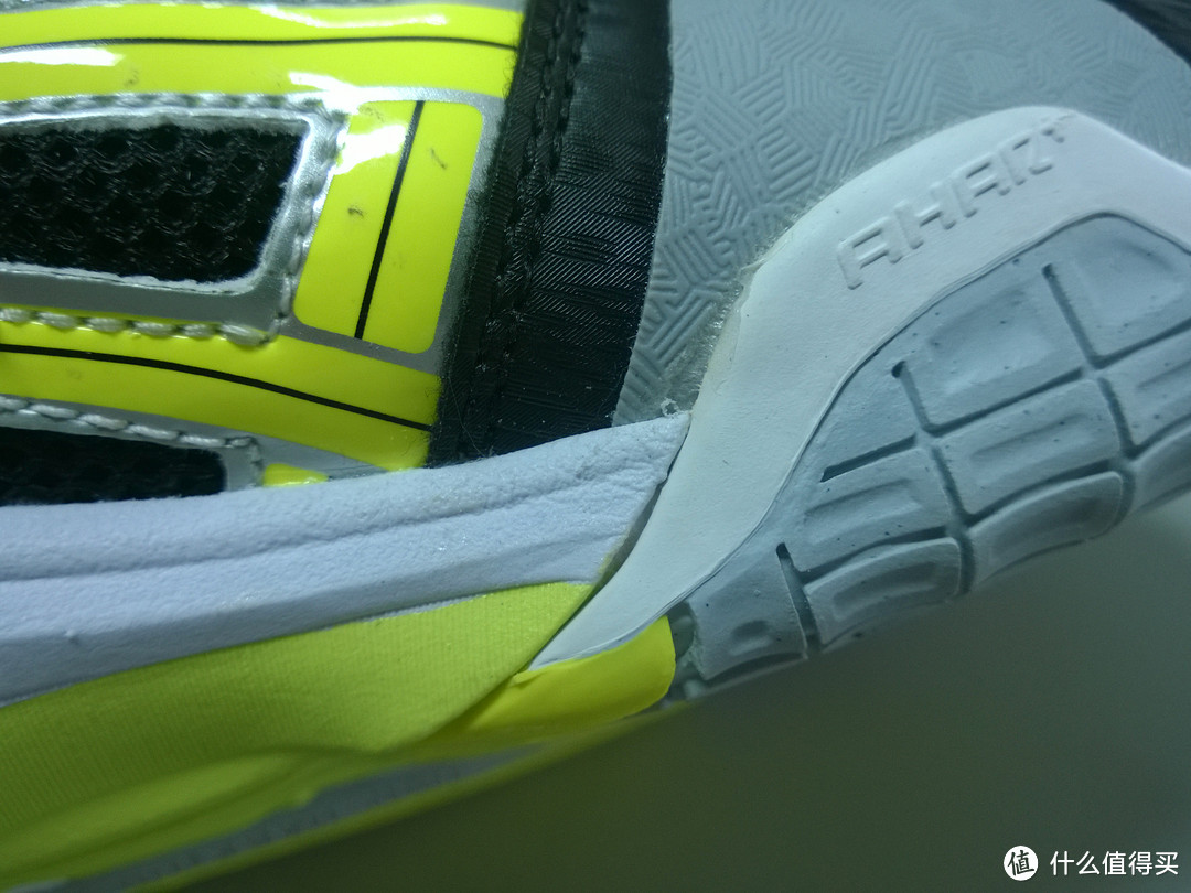 中亚入手 asics 亚瑟士 GEL-BLADE 4 R305N 男款羽毛球鞋，顺便晒薰风KH-31